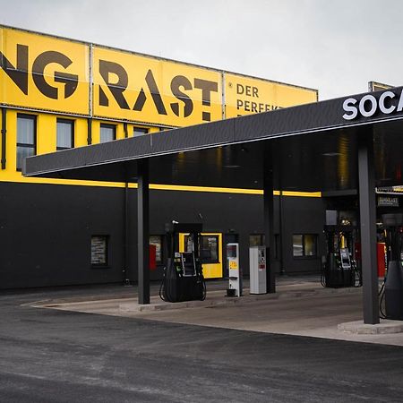 Ringrast Das Erlebnishotel Beim Red Bull Ring Spielberg Bei Knittelfeld Eksteriør billede
